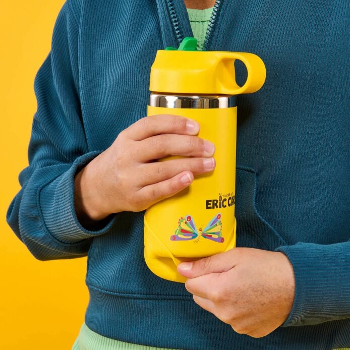 kids-12-oz-bottle-world-of-eric-carletm-n5 7-lifestyle.jpeg