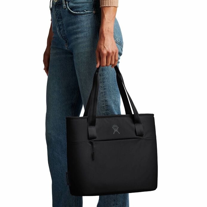 8-l-insulated-lunch-tote-c1 8l-tote-black-hb.jpg