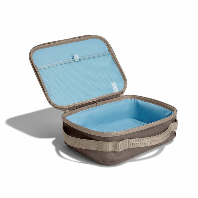 5-l-carry-outtm-lunch-box-g1 lbox217_5lcarryoutlunchbox_sandpiper_angled.jpg