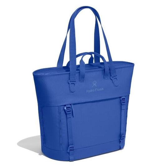 carryouttm-soft-cooler-tote-30-l-f8 maxiit382_carryout_tote_30l_capri_blue_angled_1.jpg