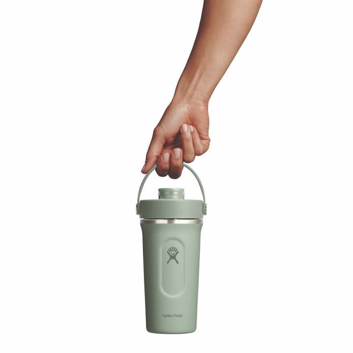 gym-bundle-n1 mxcc24374_24ozinsulatedshakerbottle_agave_hb_1.jpg
