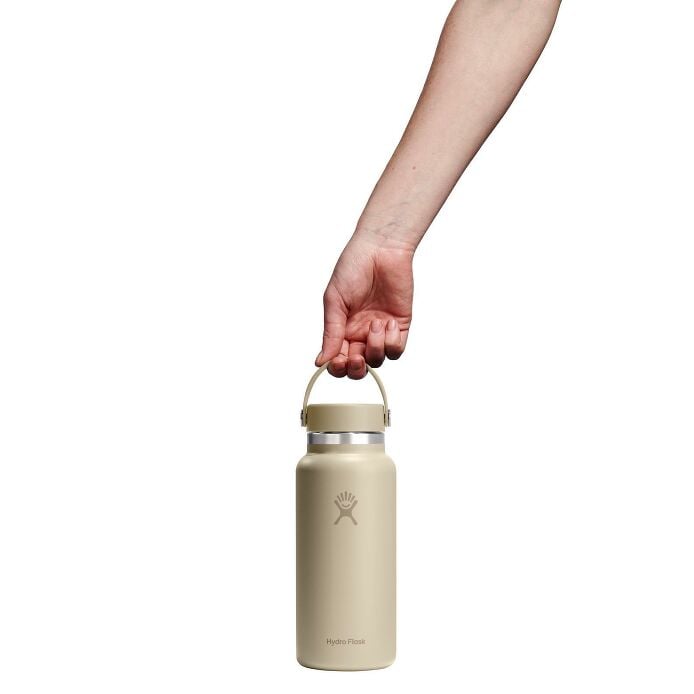 32-oz-wide-mouth-bottle-m0 w32cts114_32ozwideflexcap_oat_hb_1.jpg